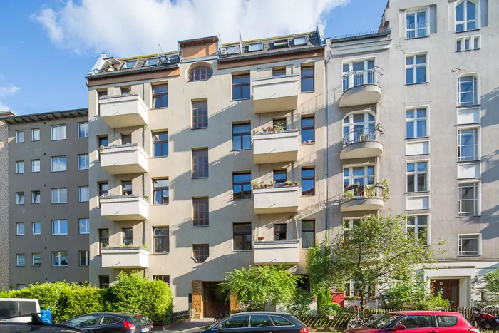 Großzügiger familienfreundlicher Schnitt mit einer gemütlichen Dachterrasse — photo 1